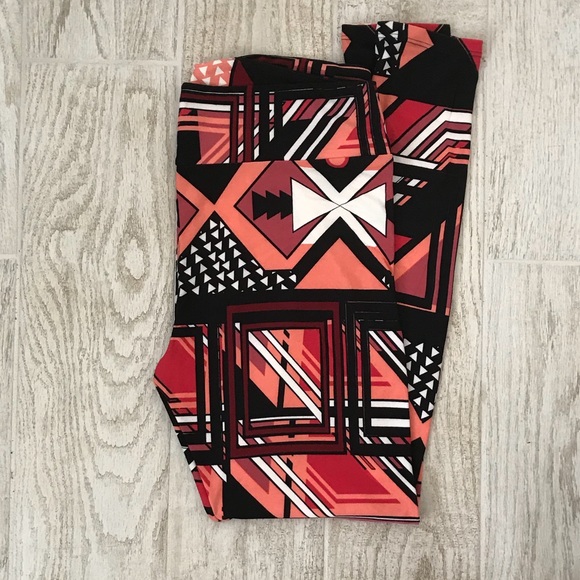 LuLaRoe Pants - 🌷Lularoe Leggings tribal TC pink and black